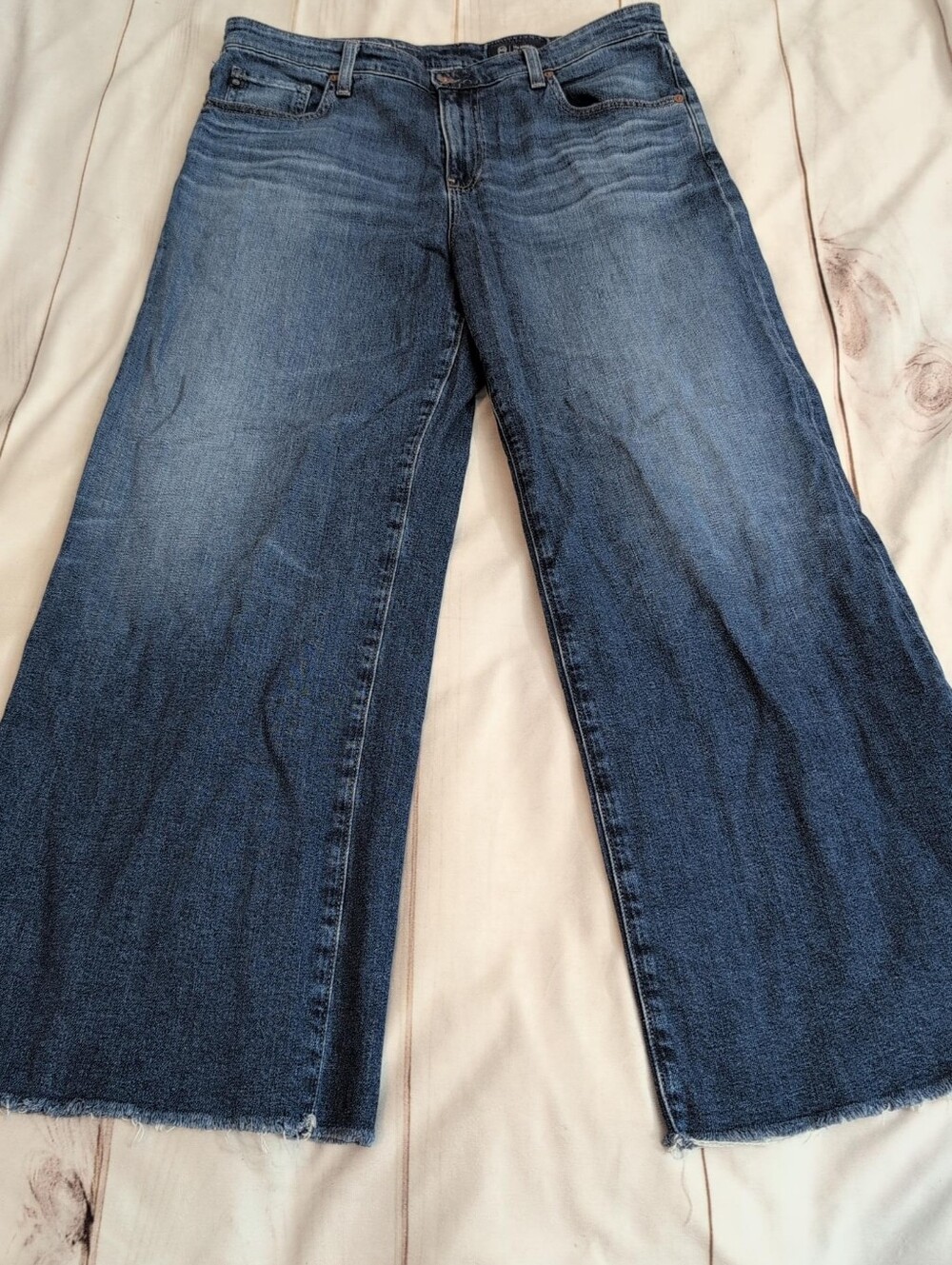 AG Adriano Goldschmied Saige Wide Leg Crop Jeans 31 High Rise Raw Hem Japanese